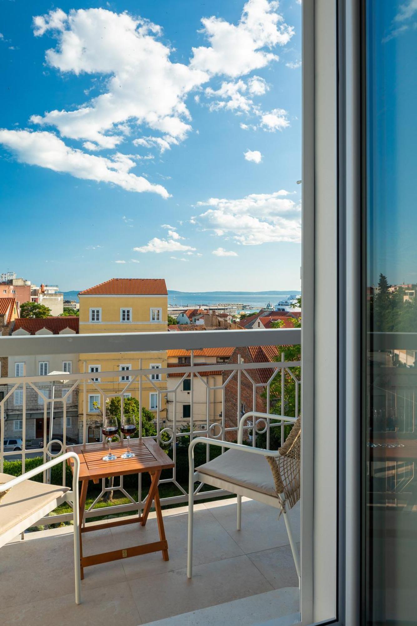 Luxury Rooms Le Prestige Few Minutes From Split'S Iconic Waterfront Extérieur photo